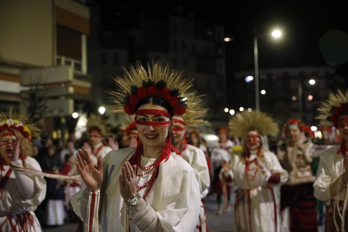 Así fue el gran Antroxu de Mieres: cientos de personas en el Carnaval, ¿estuviste desfilando?