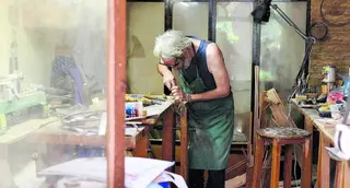 Los artesanos, a medio gas