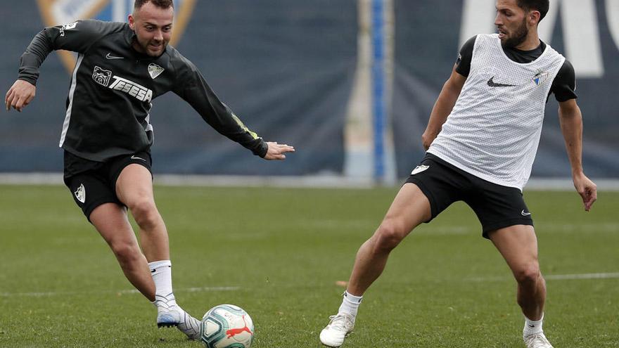 Keidi Bare, en una acción del entrenamiento con Dani Pacheco.