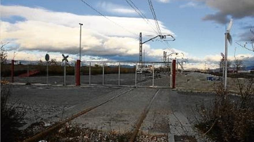 El centre intermodal del Far-Vilamalla es preveu en uns terrenys a tocar de la plataforma de Renfe.