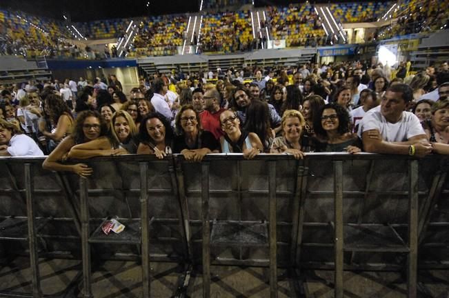 CONCIERTO DE MIGUEL BOSE EN EL PABELLON GRAN ...