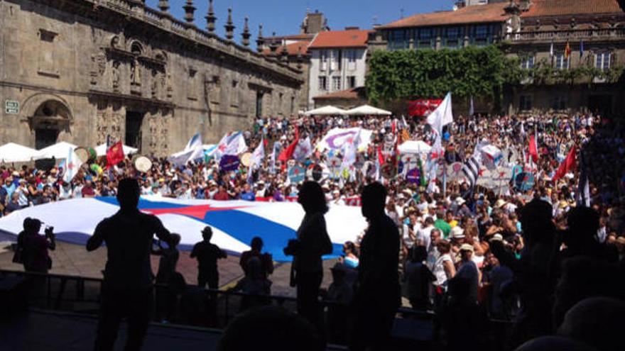 Manifestación del BNG, en la Praza da Quintana de Santiago.