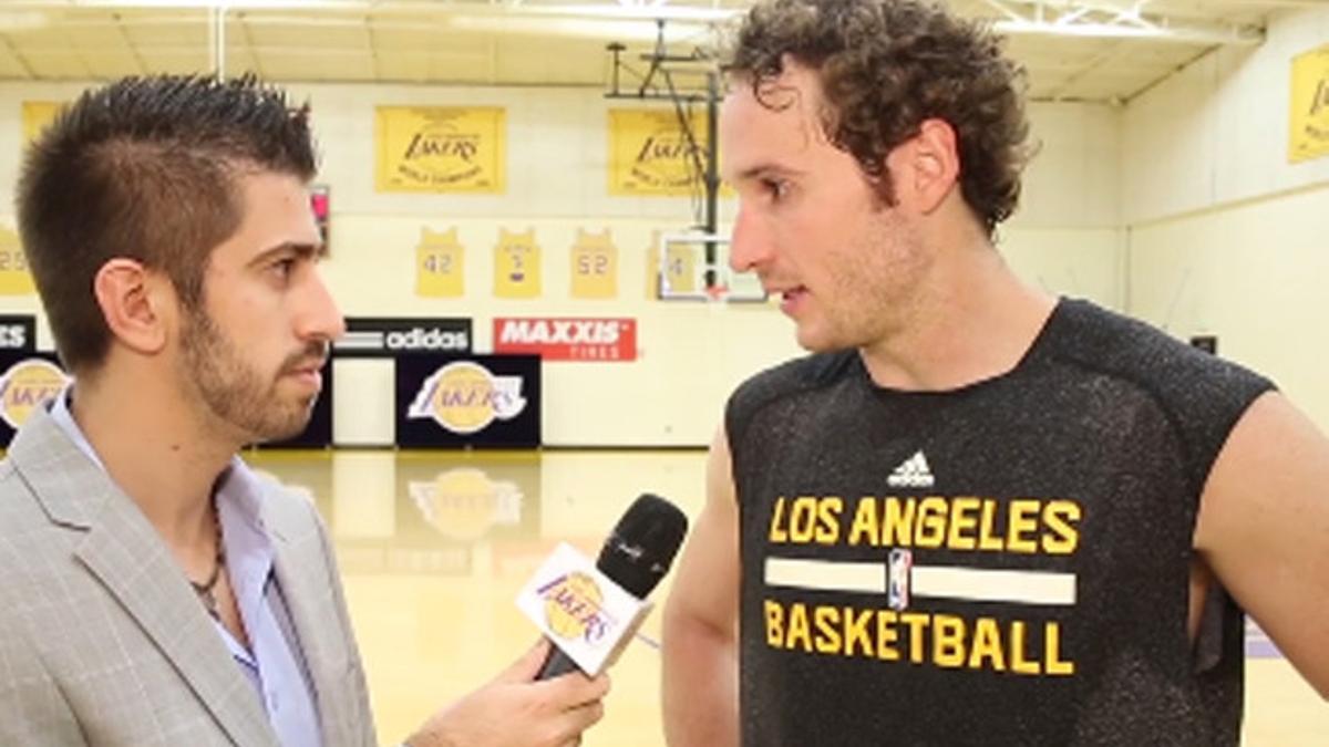 Marcelinho Huertas con Los Ángeles Lakers