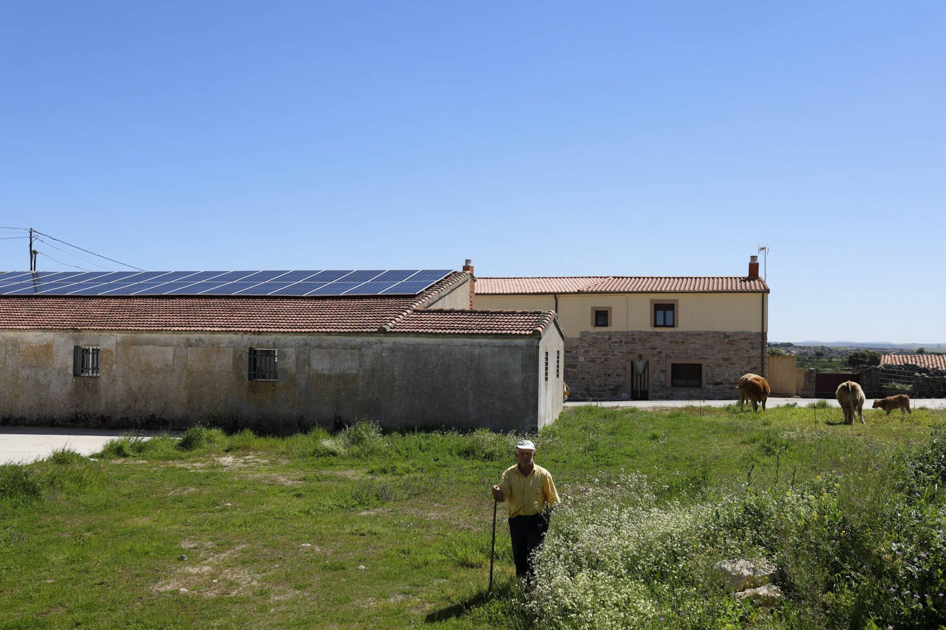 Zamora. Pino del Oro y Villaseco. Reportaje instalación de placas solares