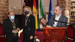 Santiago Cano y Consuelo Turrión reciben el título de Hijos Adoptivos de Montoro
