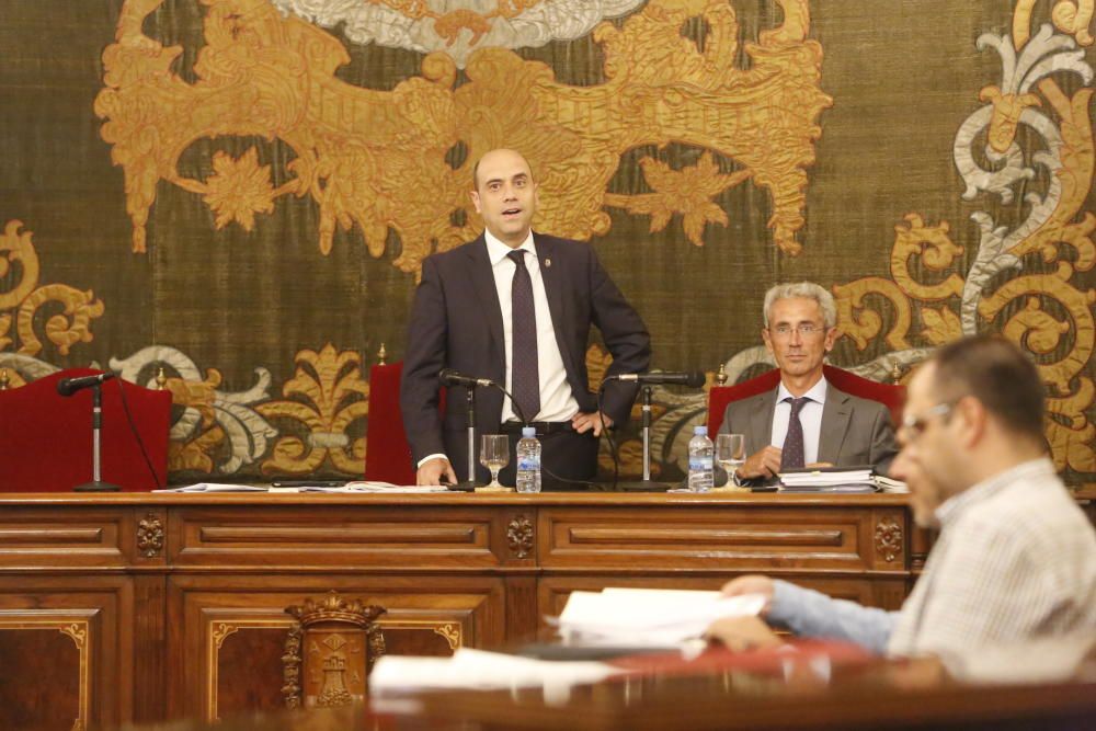 Pleno en el Ayuntamiento de Alicante