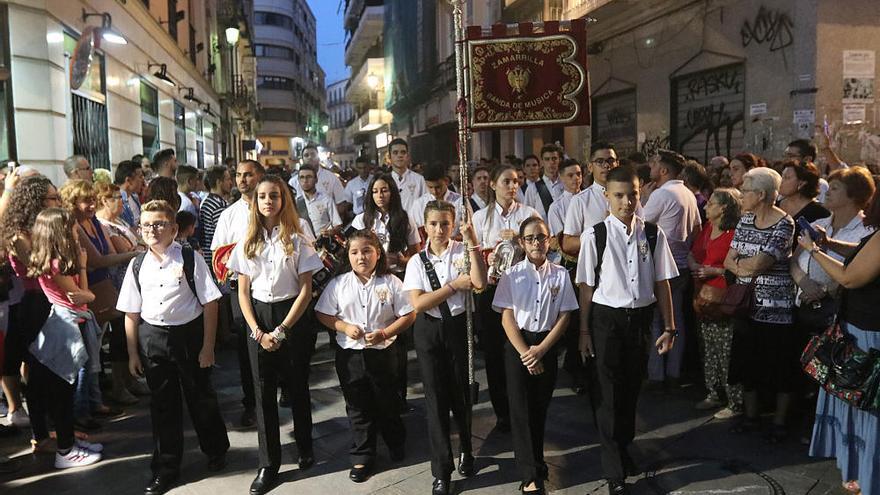 Gitanos sale hoy en procesión por su 75 aniversario