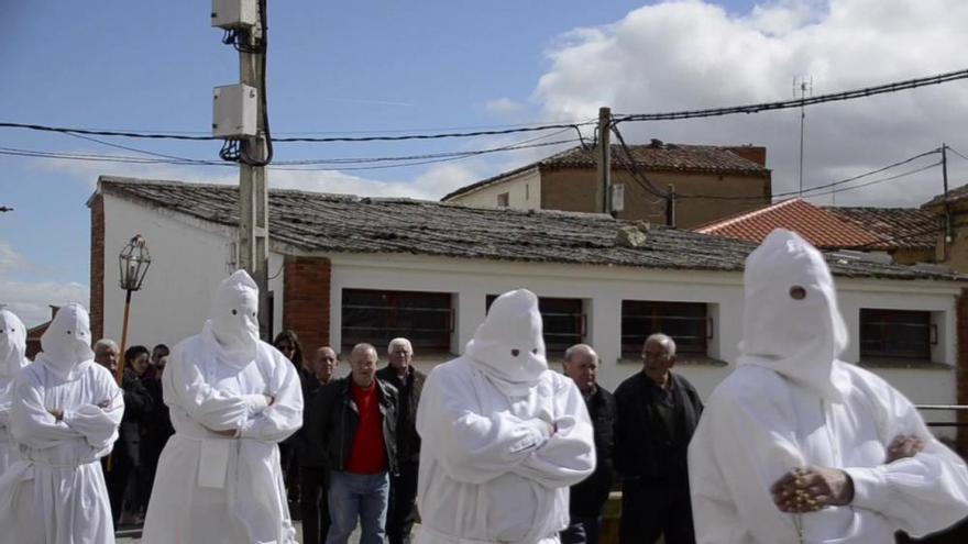 Semana Santa | Procesión del Nazareno de la Vera Cruz en Villarrín