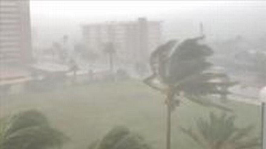 La tormenta tropical Gordon se convierte en huracán en el sur de EEUU