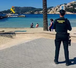 Detienen a un trabajador de un local de Magaluf  por causar lesiones graves a un cliente al darle un puñetazo
