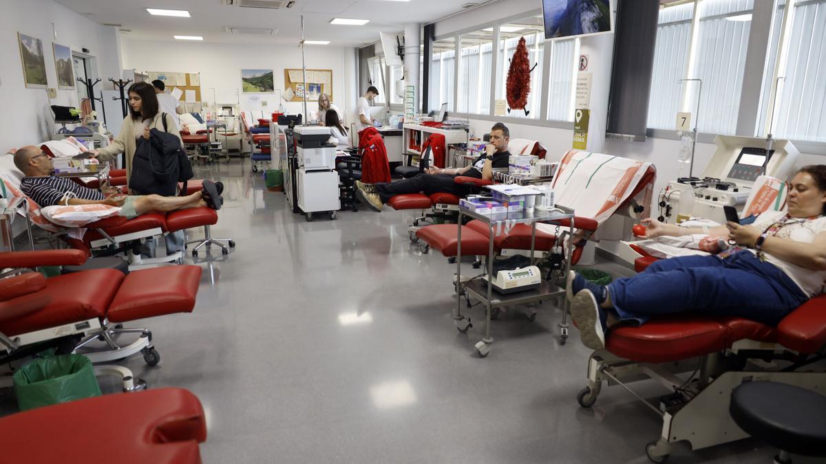 Donantes de sangre en una imagen de archivo.