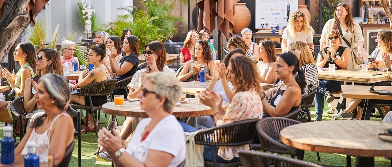 Networking entre mujeres emprendedoras.