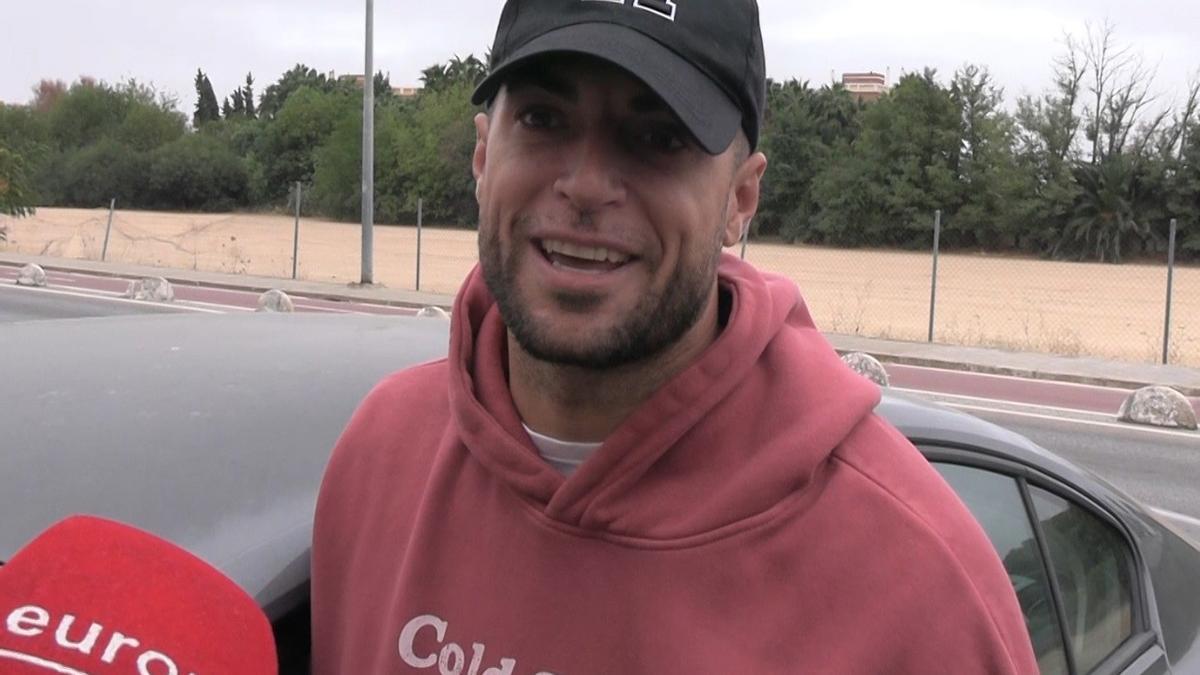 Montoya, al lado de Anita Williams tras revelar que le han detectado dos tumores