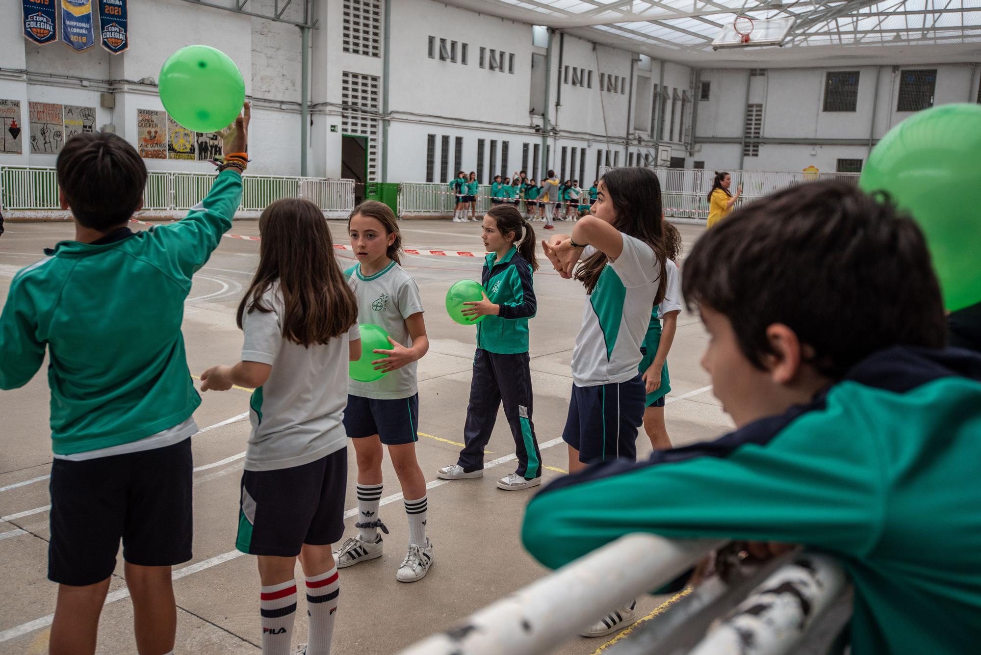 La reconquista del patio de recreo en los colegios de A Coruña