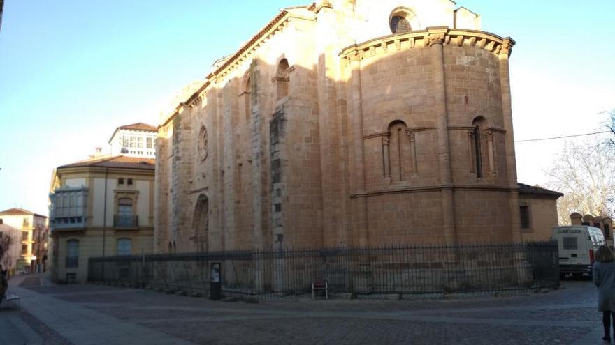 Iglesia de Santa María Magdalena esta mañana.