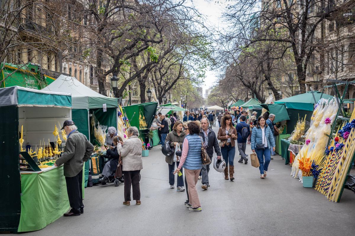 La Rambla de Catalunya, entre Consell de Cent y Aragó.
