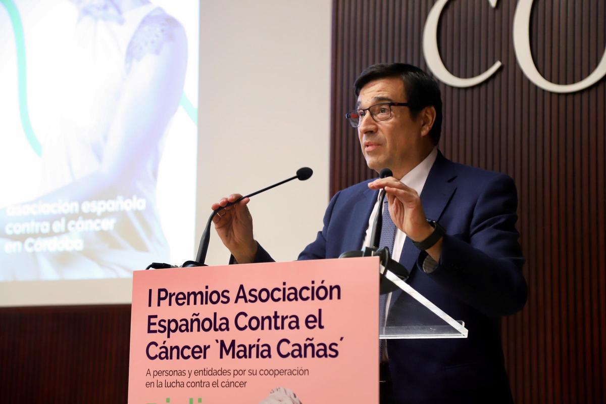 Enrique Aranda, jefe de Oncología Médica del hospital Reina Sofía.