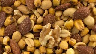 Este popular fruto seco puede ser altamente tóxico para los humanos: nunca lo comas así