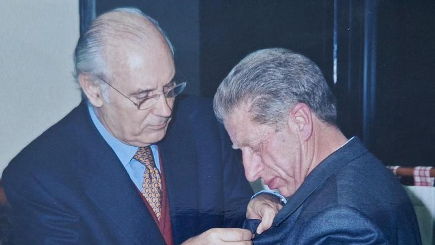 Fallece Raimundo Calvo, presidente de honor del PP de Betanzos