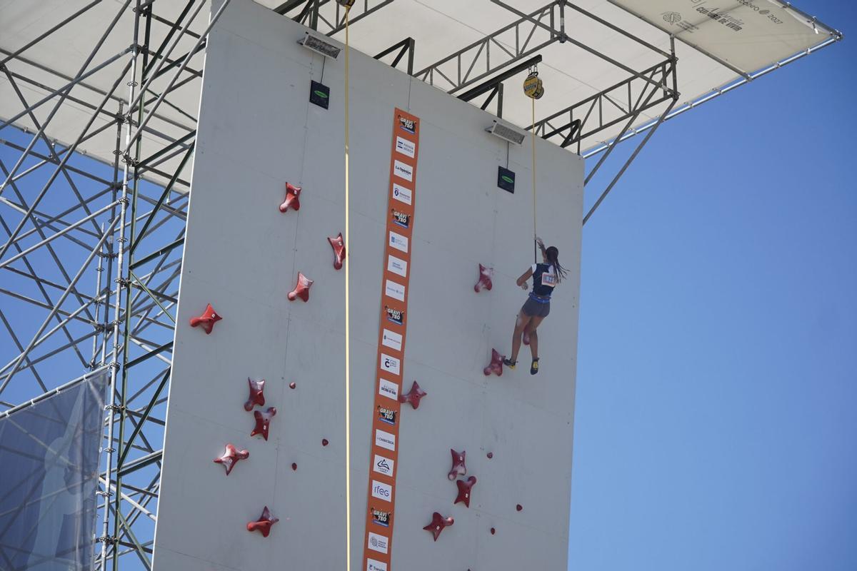 Final del Open juvenil de Escalada de Velocidad en GRAVITEO A Coruña Xacobeo