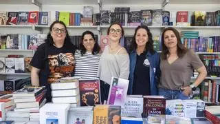 La feria del reencuentro entre libros para las 'librerías de la dana'