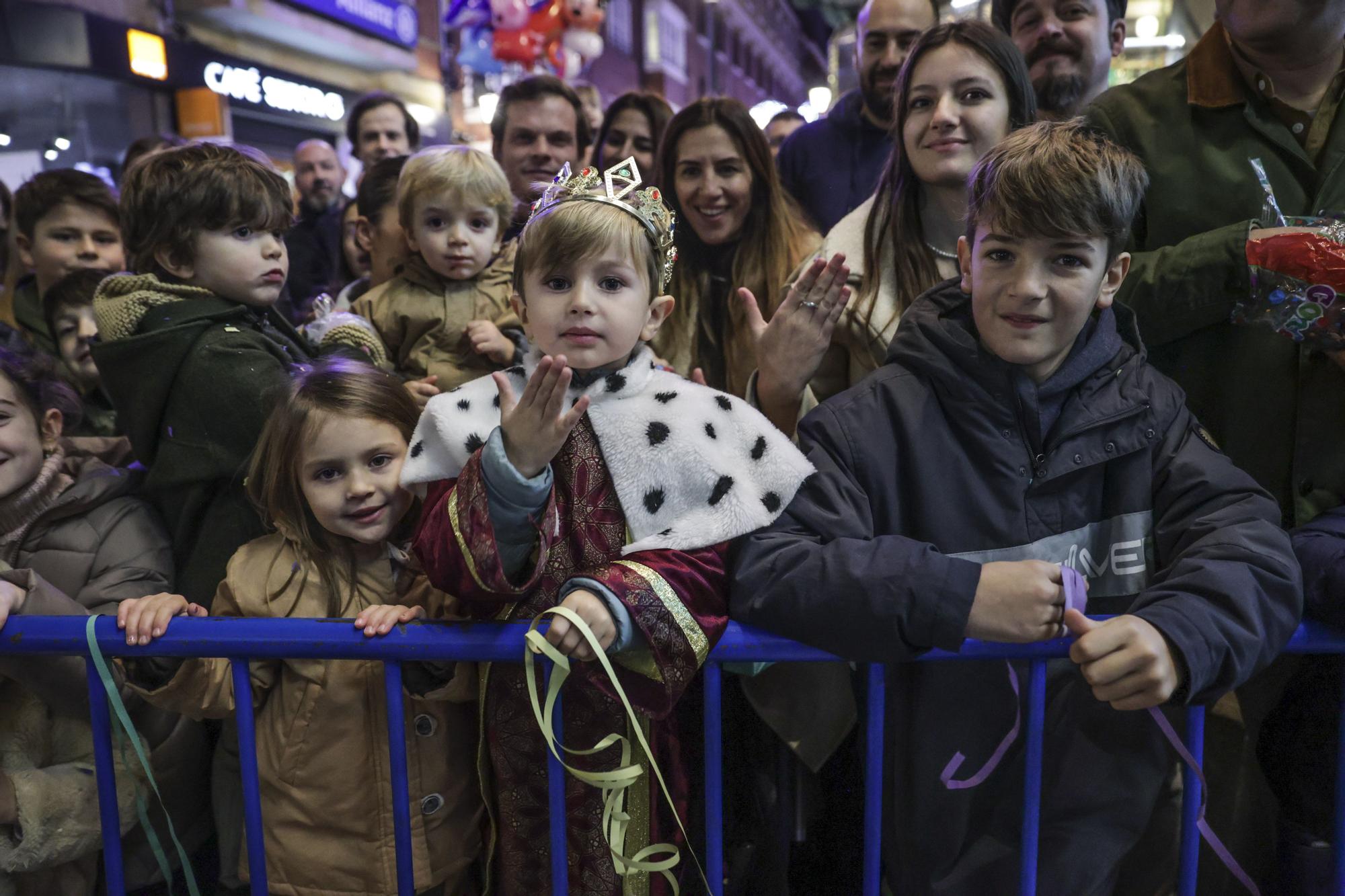 En imágenes: Así fue la multitudinaria cabalgata de Oviedo