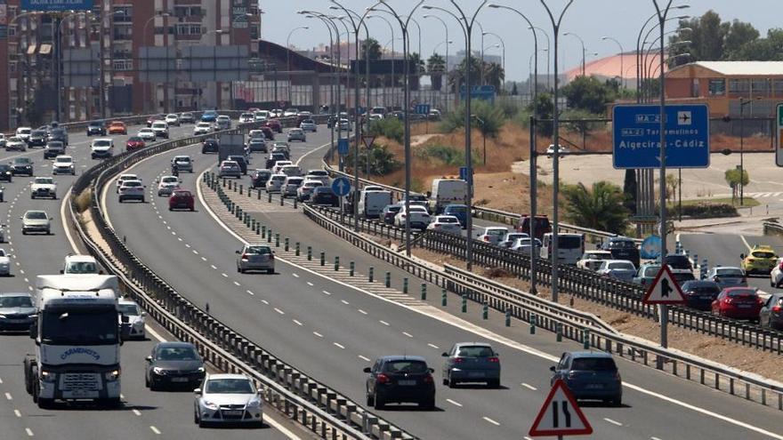 Carretera de entrada y salida de Málaga capital, el pasado agosto.