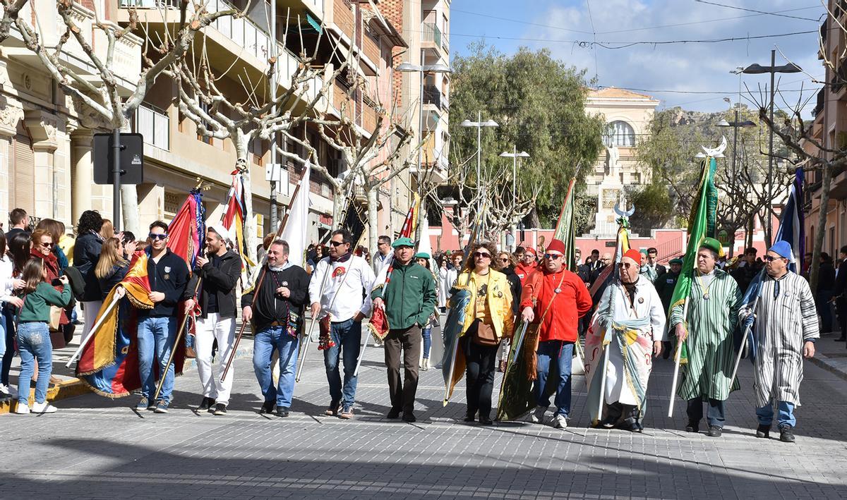 Mig Any de los Moros y Cristianos de XIxona de años anteriores.