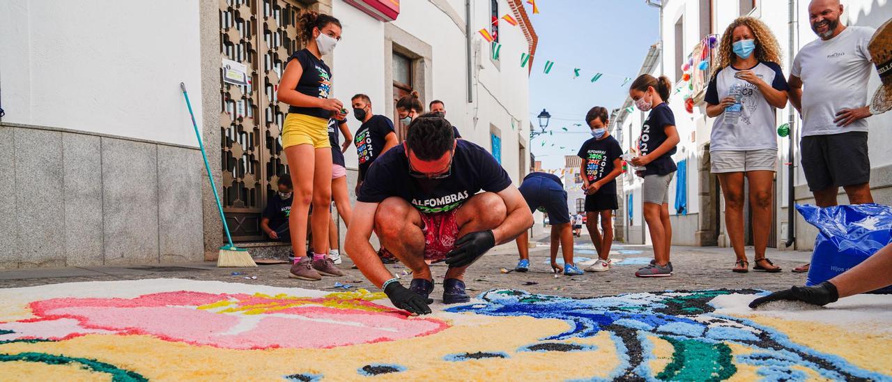 El pavimento de las calles de Dos Torres se llenará de color el martes 16.