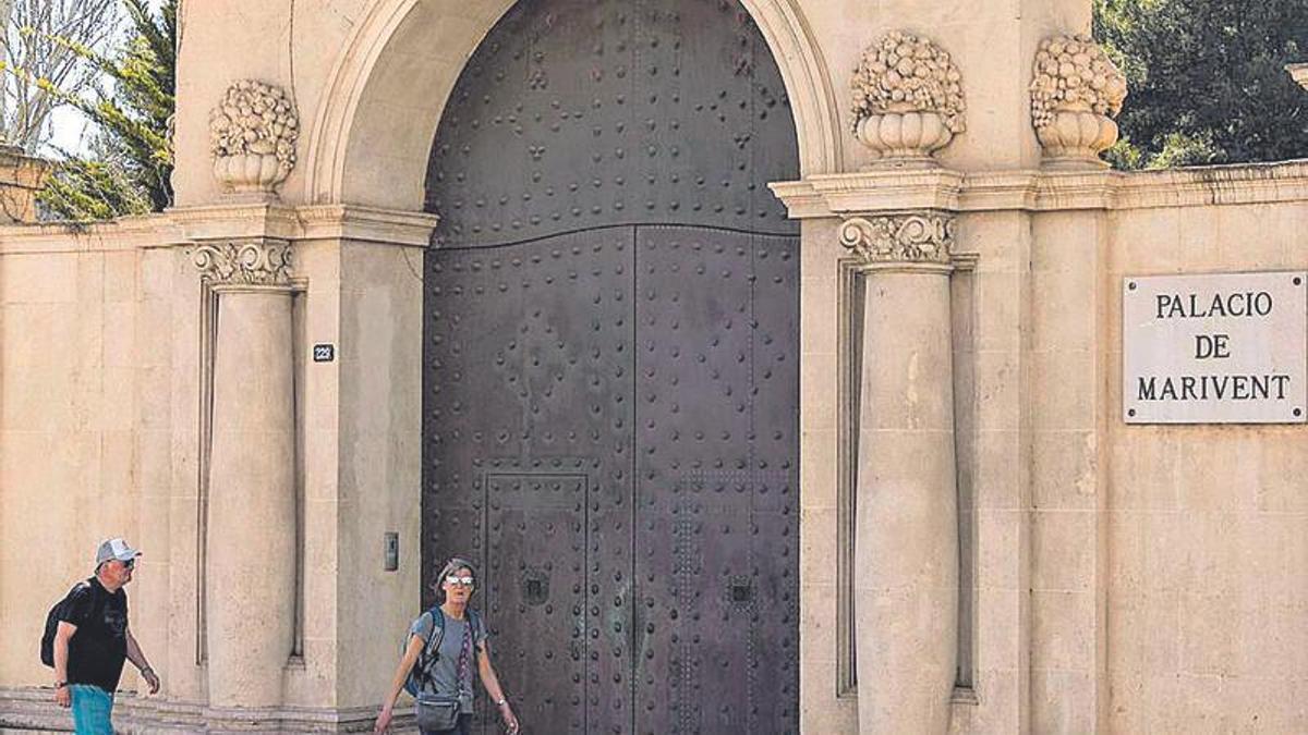 Entrada al Palacio de Marivent.