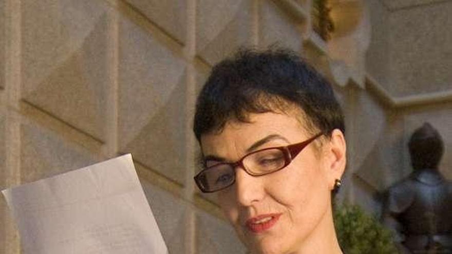 Eva Veiga, premio de Poesía de la asociación de escritores en gallego