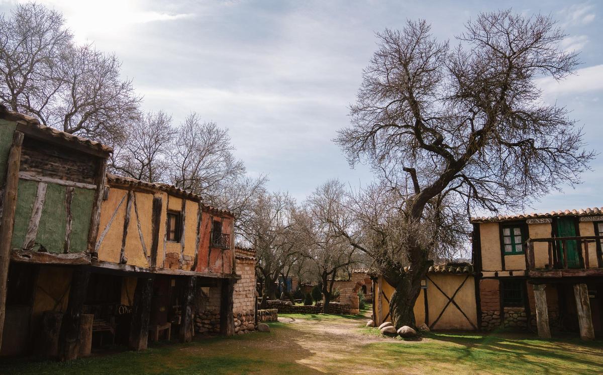 El pueblo que construyó un hombre solo