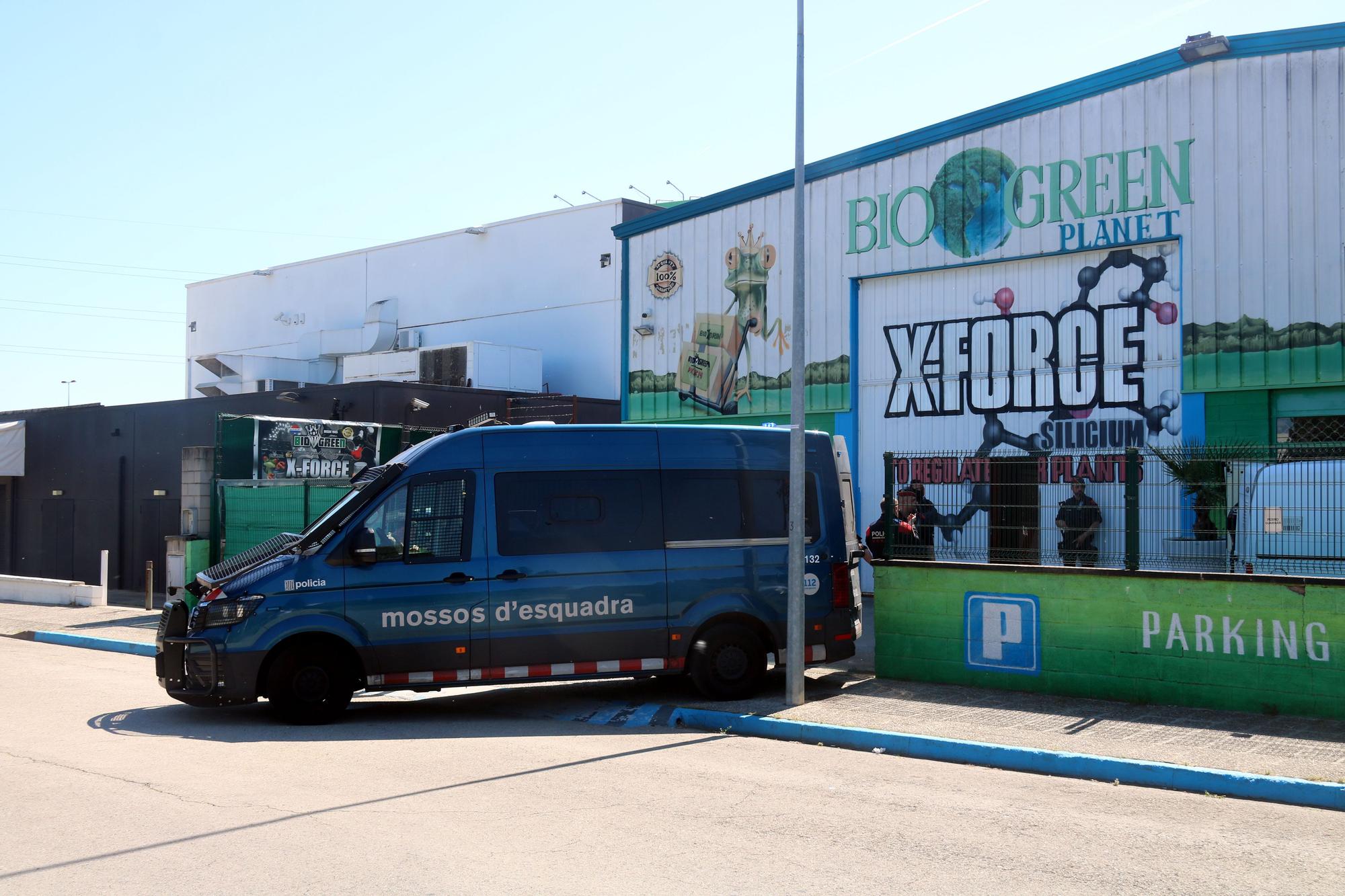 Escorcoll policial a l'empresa Bio Green Planet al polígon Mas Xirgu de Girona