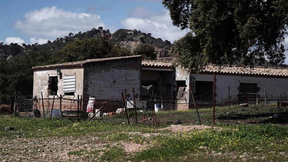 Una empresa busca en Córdoba el único filón de cianita de Europa