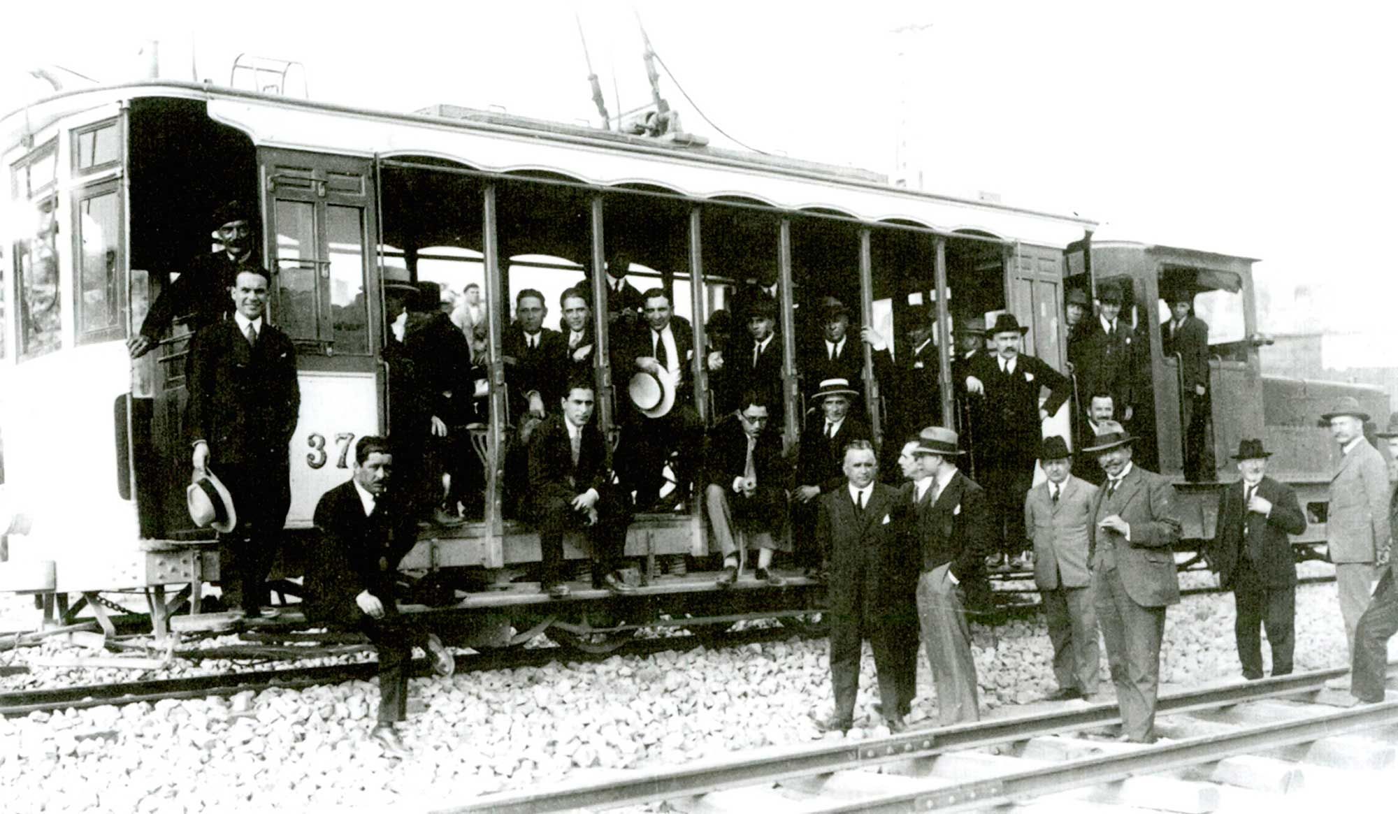 El Vigo que quizá nunca conociste Los tranvías, el primer transporte metropolitano