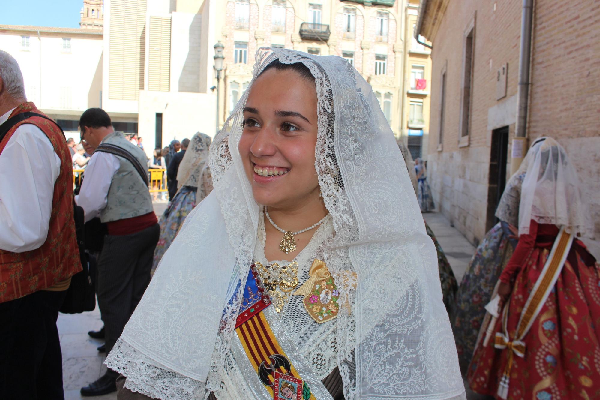 La fuerza de las Fallas en la Procesión de la Virgen (y IV, la comitiva oficial)