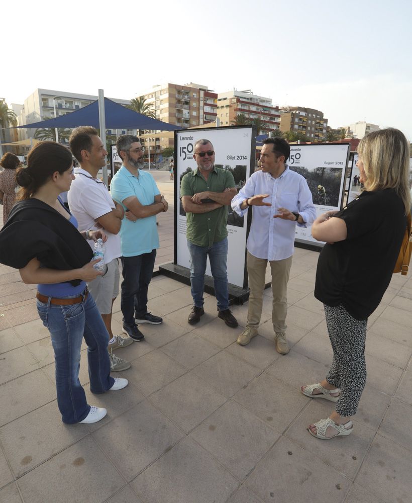 La exposición fotográfica de Camp de Morvedre, por el 150 aniversario de Levante-EMV, se traslada de Sagunt al Port de Sagunt.