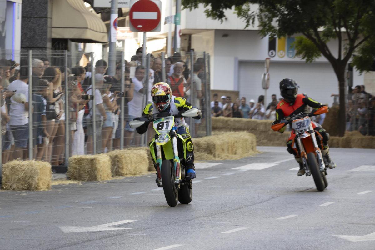 Todas las imágenes de la 73ª edición de la carrera urbana de motos de Xàtiva