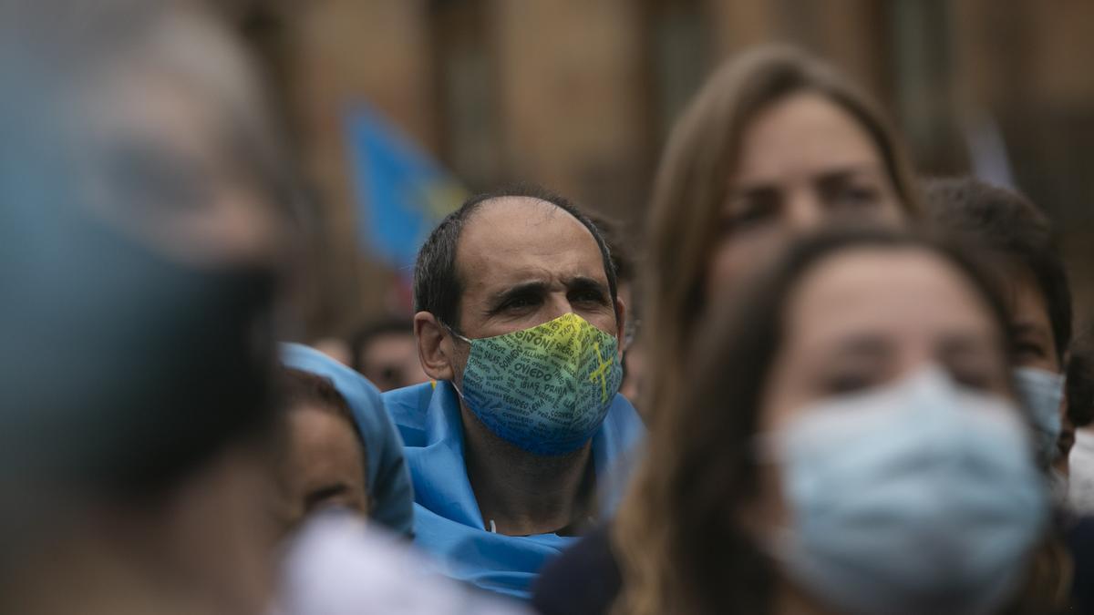 Los partidarios de la cooficialidad del asturiano se manifiestan en Oviedo