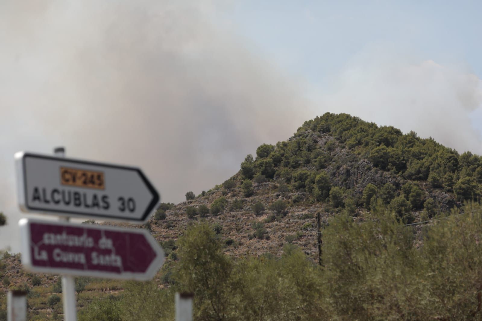 El incendio de Bejís, en imágenes