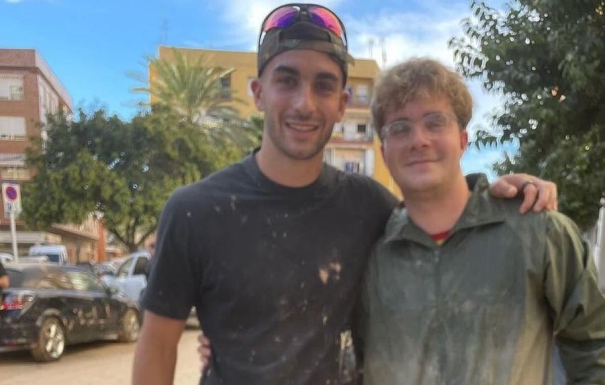 Ferran Torres ha estado en Valencia ayudando a los afectados por la DANA