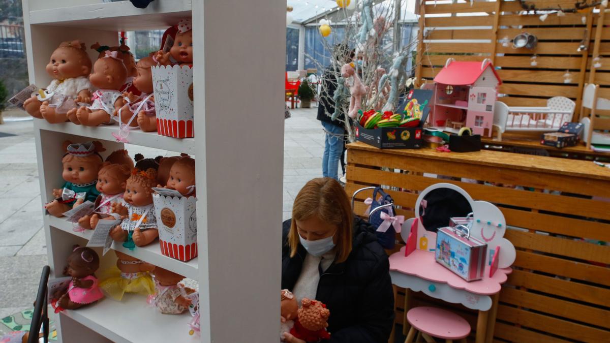 Un puesto de venta en el Mercado de Nadal de Cambados