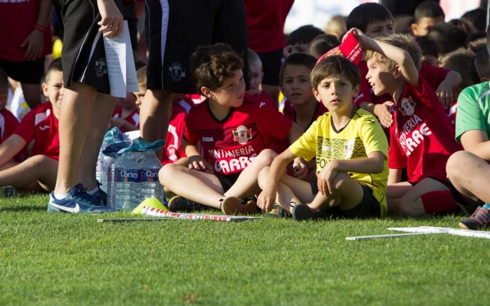 Clausura de la liga local de fútbol base de Cartag