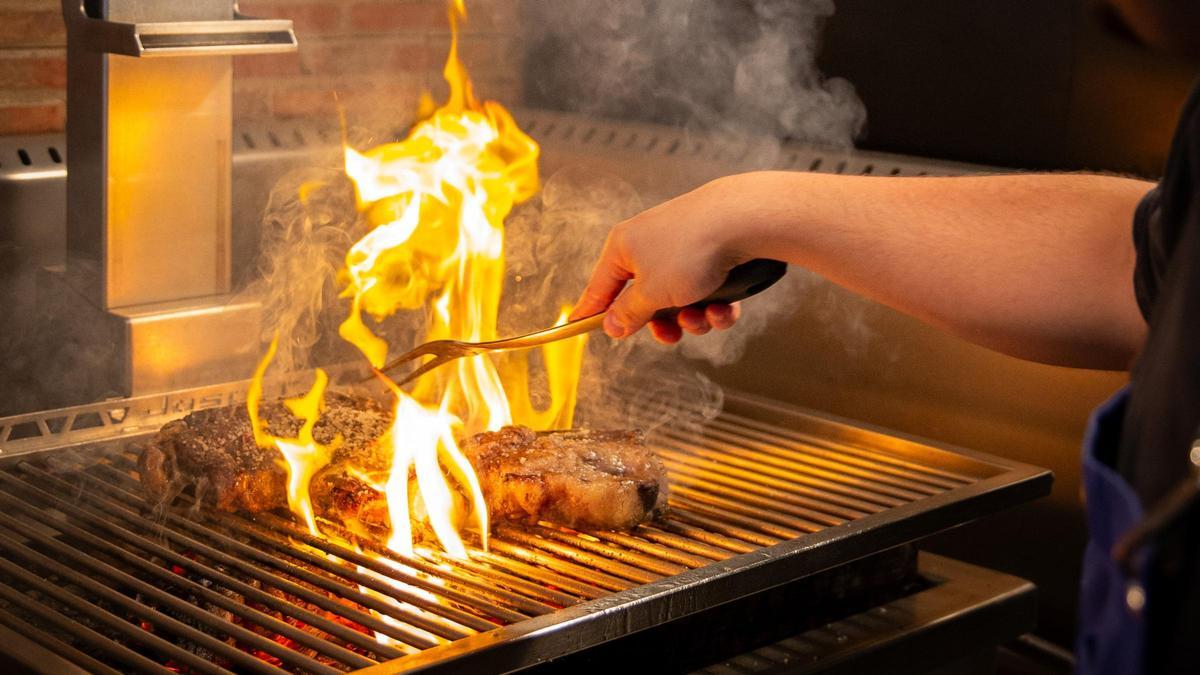 La chuleta del asador O'Pazo, en Padrón.