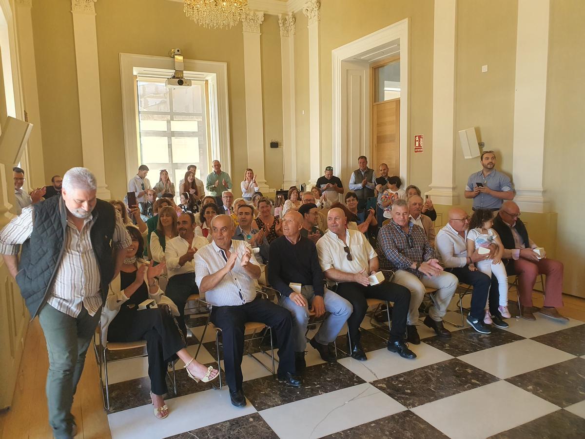 Jubilados homenajeados por San Jorge.