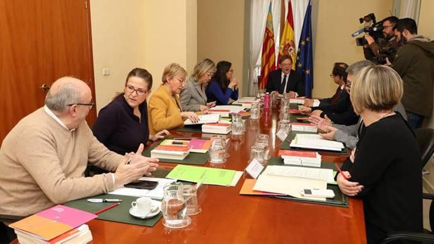 Pleno Una última  sesión en Alicante antes  de la batalla electoral