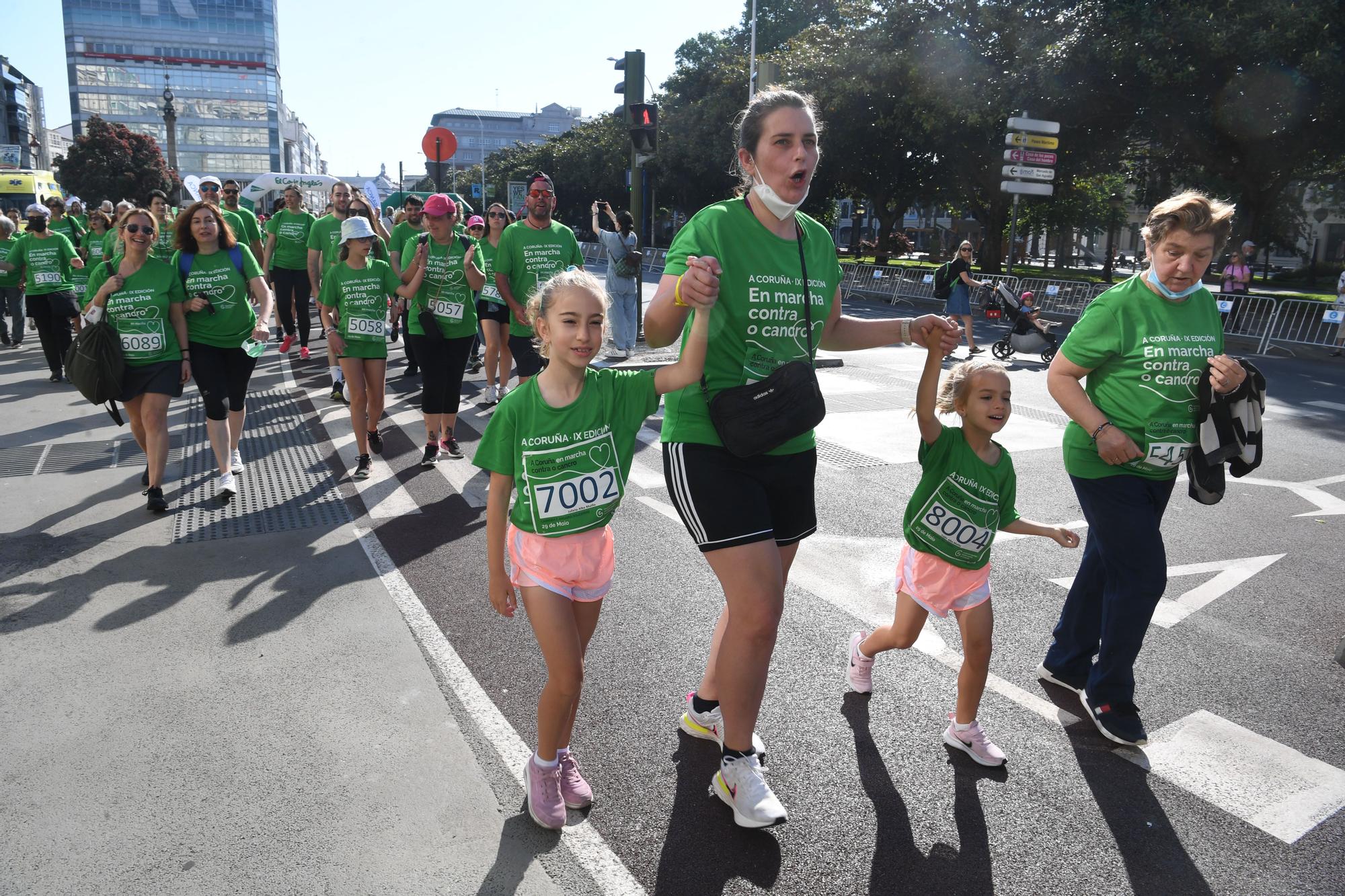 La Carrera contra el Cáncer tiñe de verde la ciudad