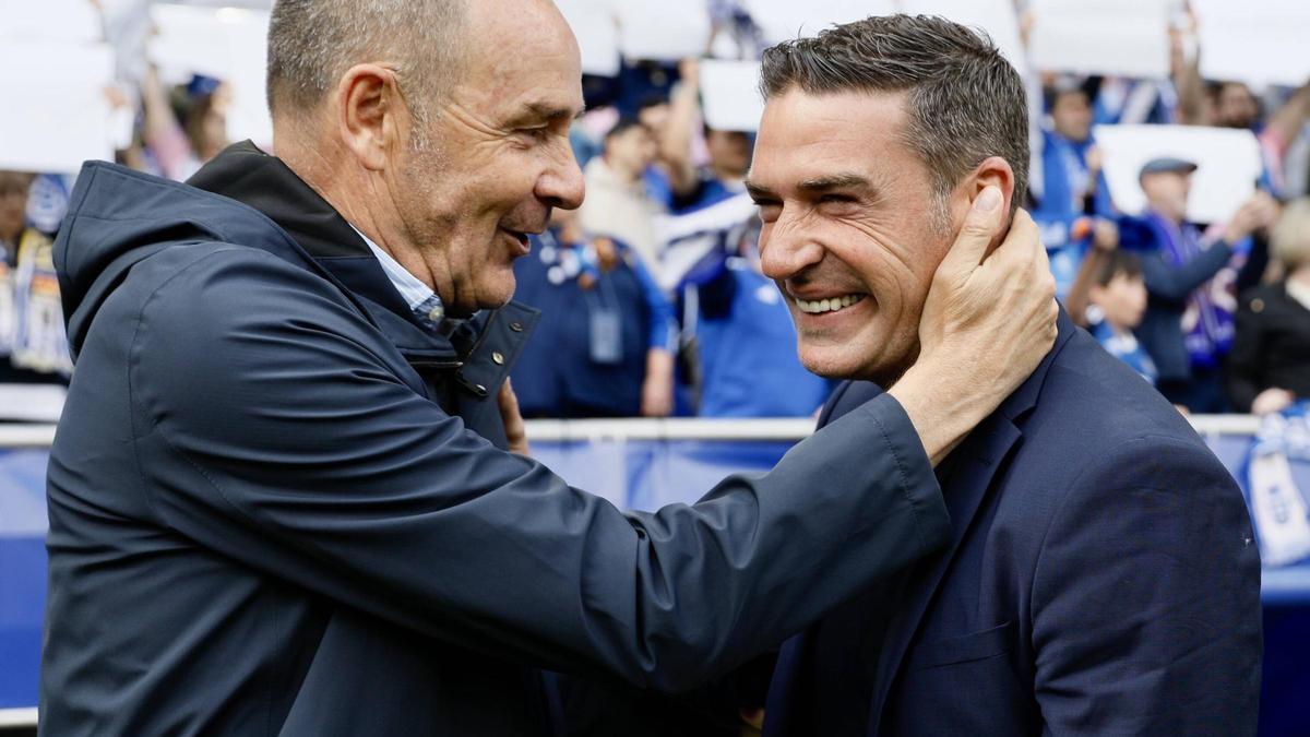 El entrenador del Zaragoza critica el arbitraje y no está de acuerdo con la roja: &quot;Me ha sorprendido&quot;