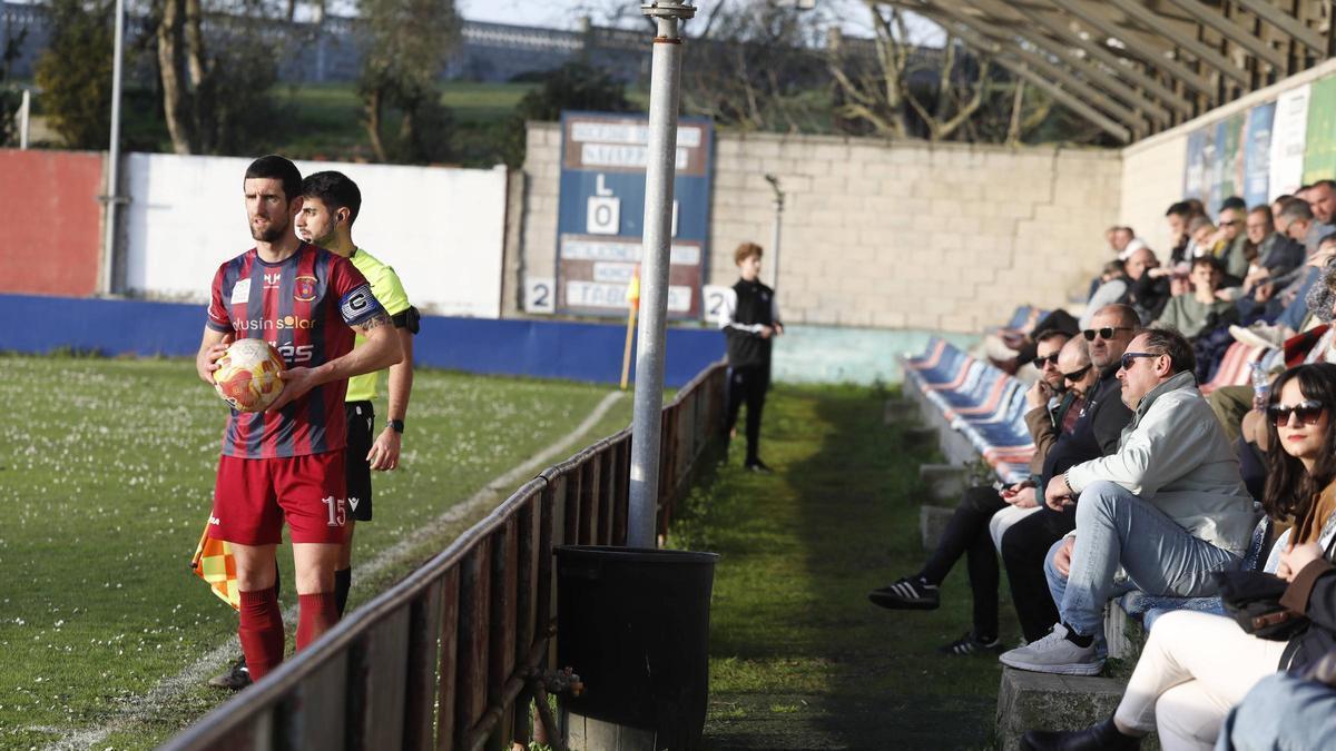 Uno de los últimos partidos de la temporada en Tabiella.