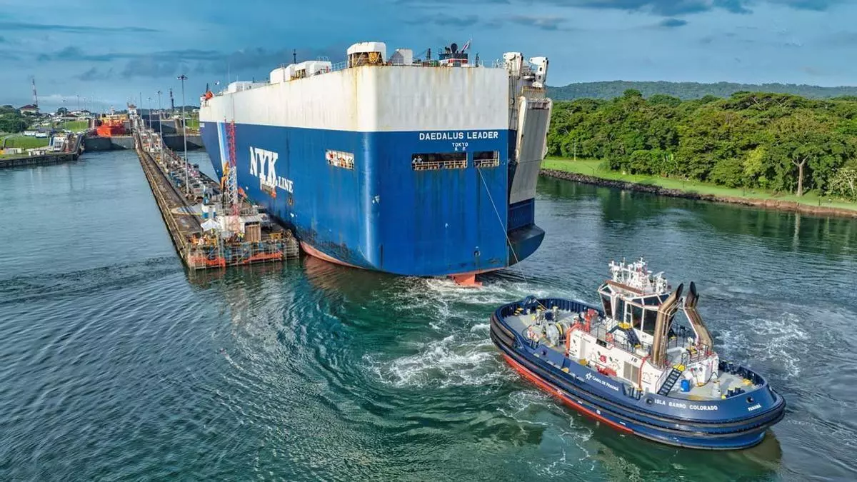 Canal de Panamá estira el contrato con Armón hasta los 300 millones con otros 10 remolcadores